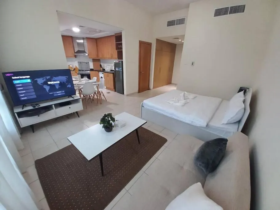 Apartment Cozy Studio In Discovery Gardens Dubai